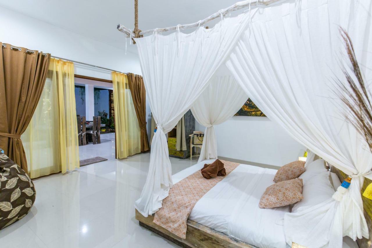 Masbro Art Villas Seminyak  Luaran gambar