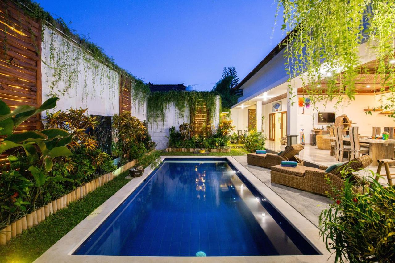 Masbro Art Villas Seminyak  Luaran gambar