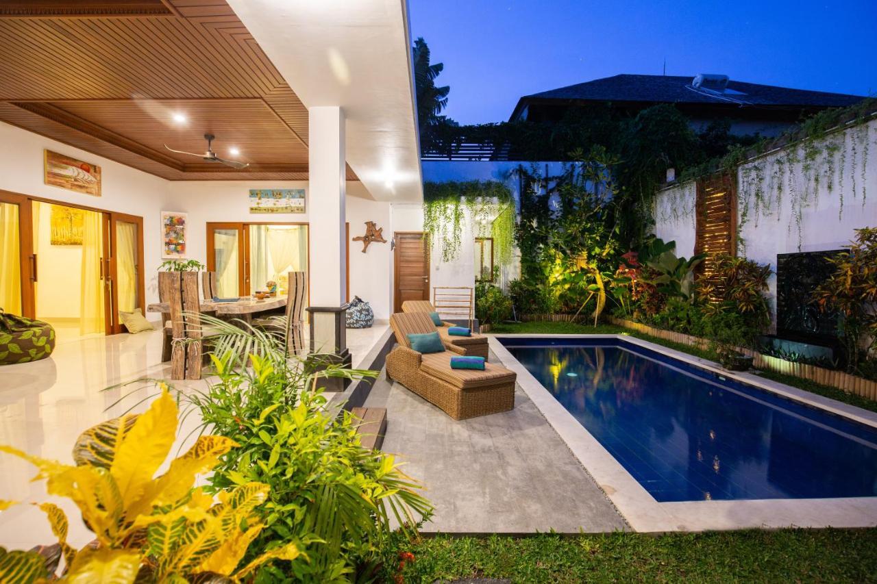Masbro Art Villas Seminyak  Luaran gambar